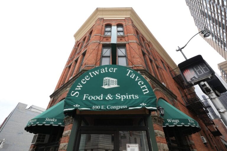 Sweetwater Tavern Boston Pubs Bars City Guide Sweetwater Tavern Boston Pubs Bars City Guide